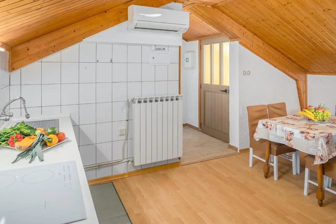 Apartments By The Sea Zambratija, Umag - 2557 Croatia
