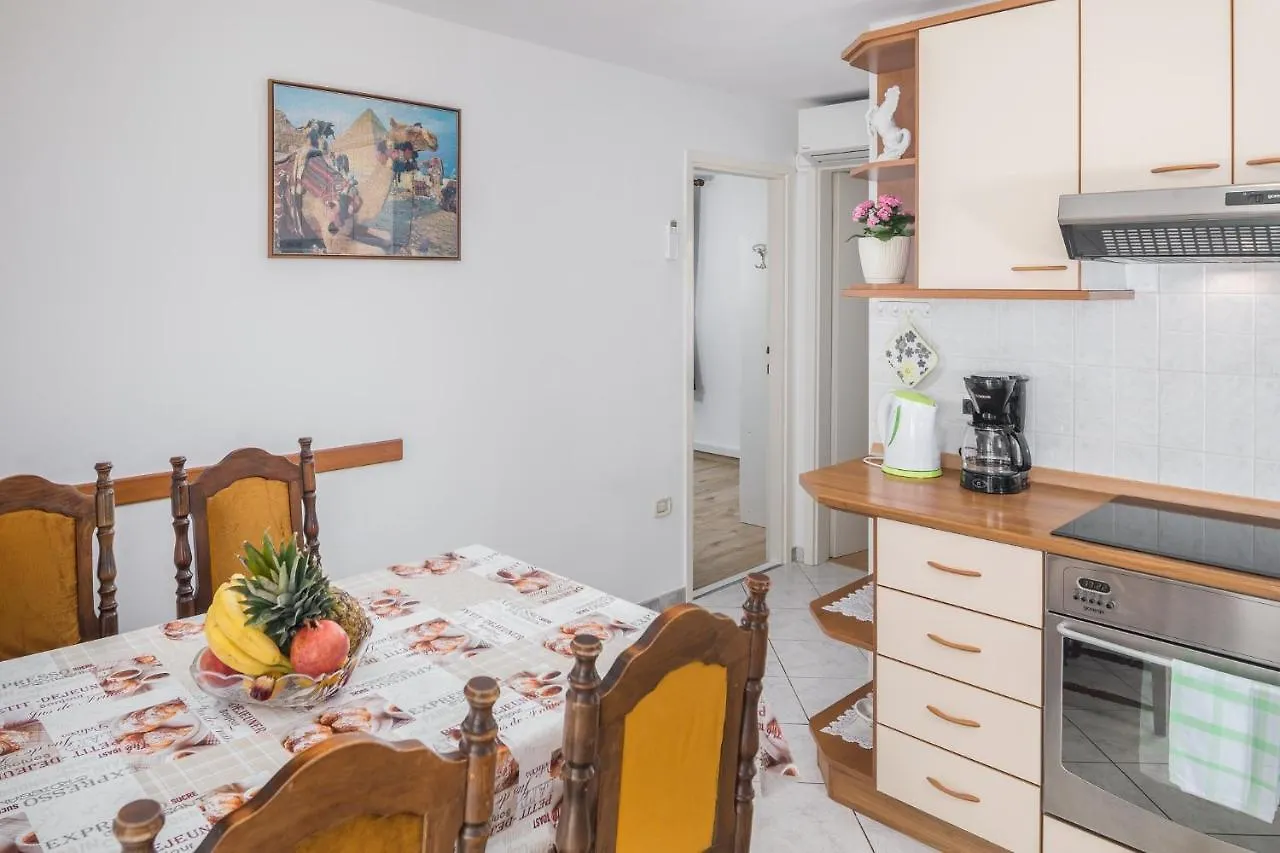 Apartments By The Sea Zambratija, Umag - 2557 Croatia