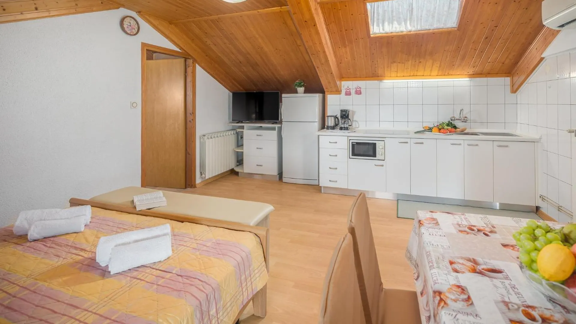 Apartments By The Sea Zambratija, Umag - 2557 Zambratija (Istria)