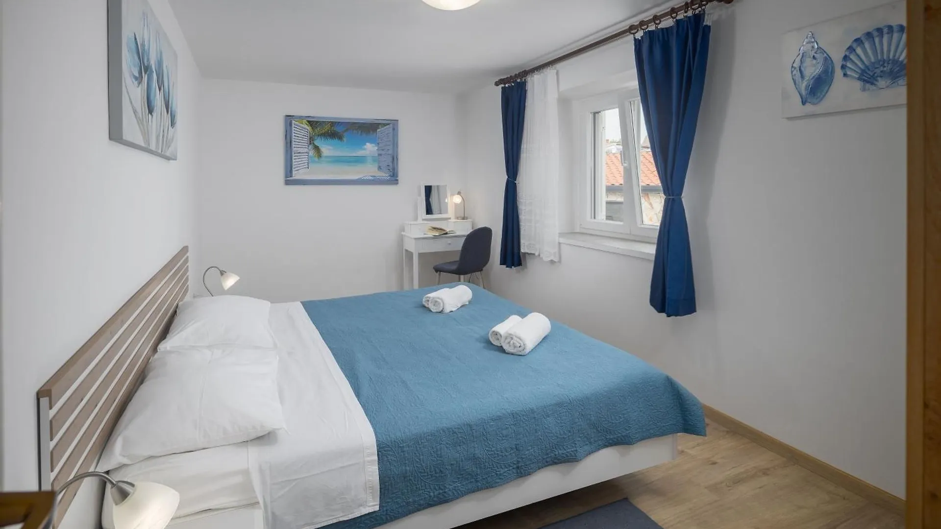 Apartments By The Sea Zambratija, Umag - 2557 0*, Замбратия